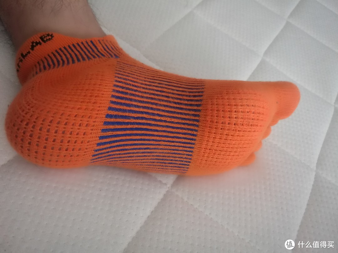 活动自如，不臭脚——GEARLAB燃烧装备实验室3D压力五指袜2.0小测