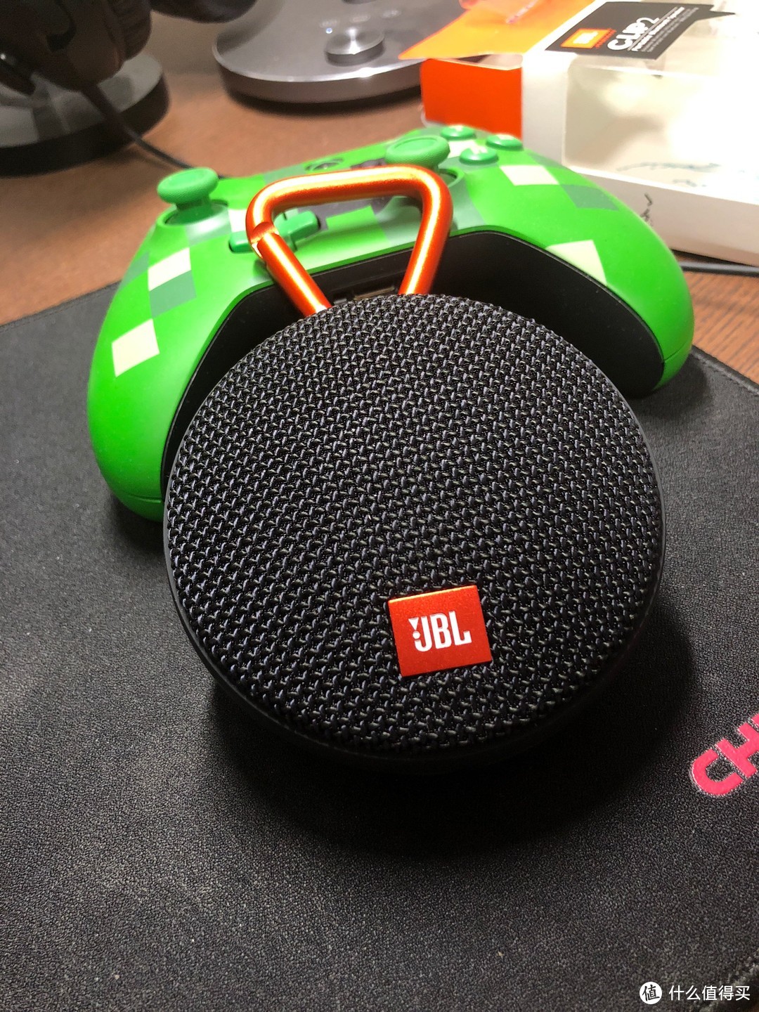 开箱 篇一:clip-clop?—拆箱 jbl clip2 防水音箱