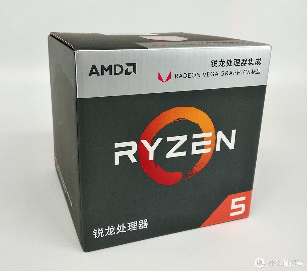 迷你主机最佳搭档：AMD 锐龙 5 2400G + 迎广肖邦