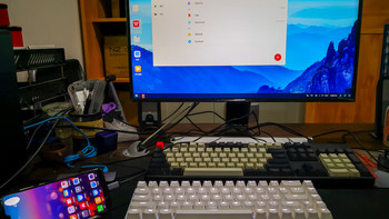 自从有了AJAZZ 黑爵 Zn 锌蓝牙双模机械键盘，手机平板也可以办公了！