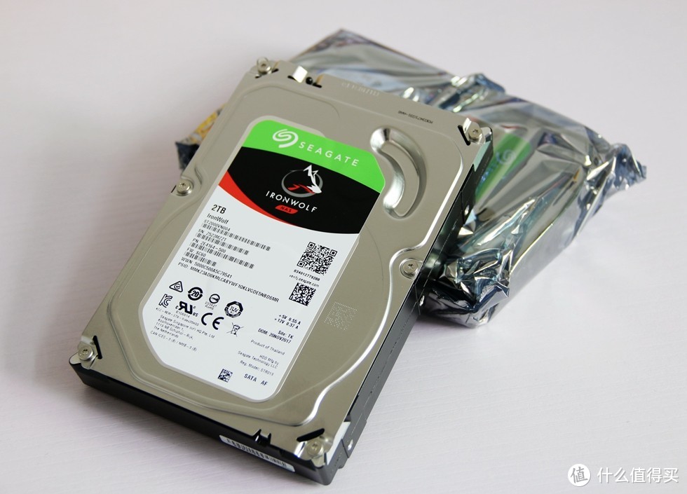 大妈首发：QNAP 威联通 TS-212P3 入门级NAS 了解下