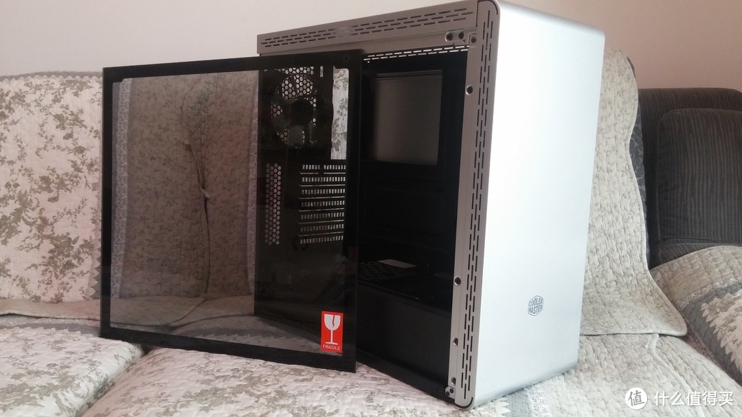 清爽简约机箱新选择：COOLERMASTER 酷冷至尊 MASTERBOX MS600 机箱 开箱