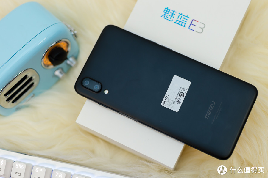 这应该是最薄的一代魅蓝—Meizu 魅族 魅蓝E3 智能手机入手简测