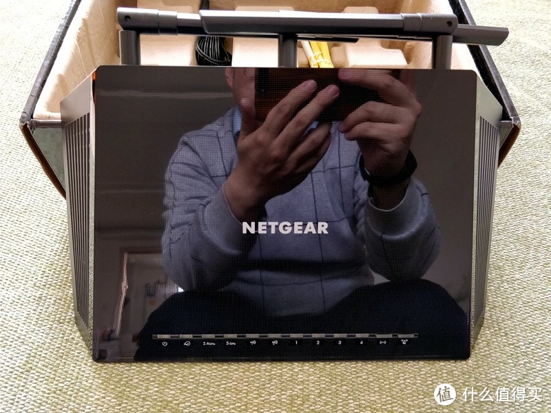 继续谈wifi说路由：NETGEAR 美国网件 R6400 路由器开箱试用