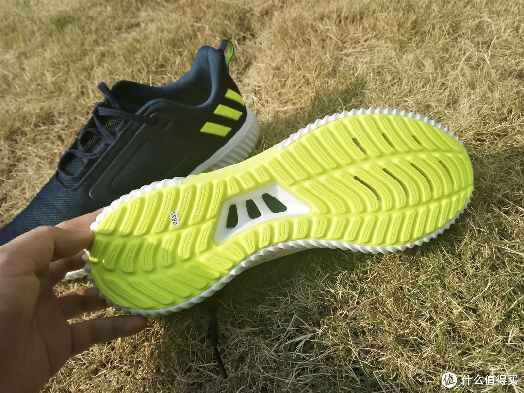 夏季换个凉快的跑步鞋吧：adidas 阿迪达斯 清风 CG3691 开箱