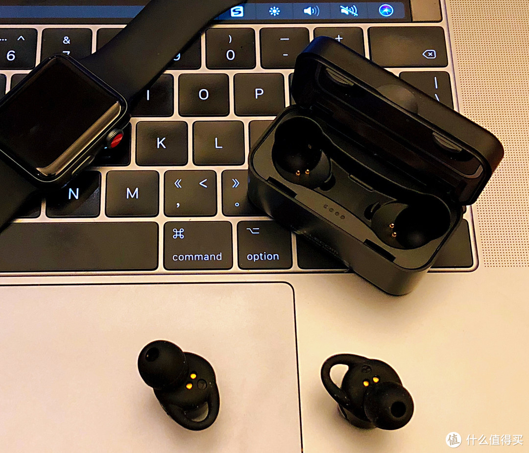 恋人未满--#众测# elecom 宜丽客 lbt-tws01av 入耳式蓝牙耳机