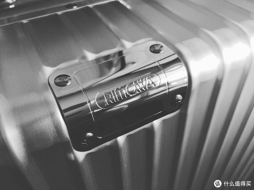 花四五千买个箱子：RIMOWA 日默瓦 Classic 26英寸旅行箱 使用感受