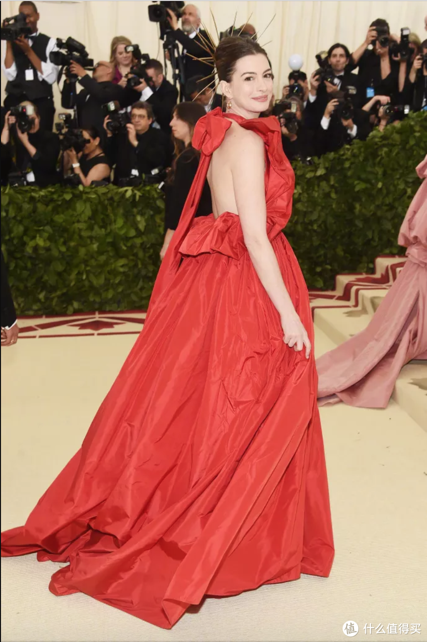 天主教主题Met Gala 美出天际 | 细数本届时尚奥斯卡惊艳造型