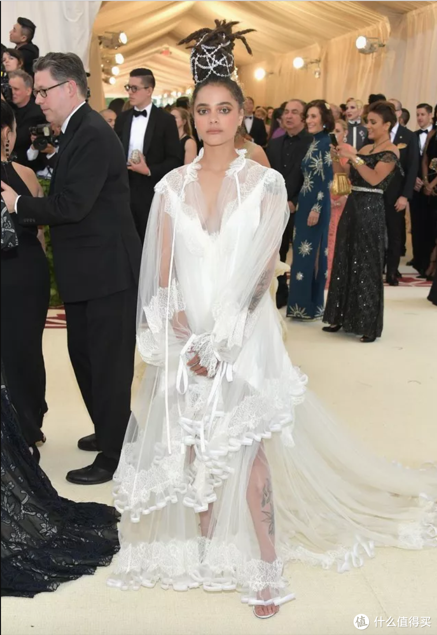 天主教主题Met Gala 美出天际 | 细数本届时尚奥斯卡惊艳造型