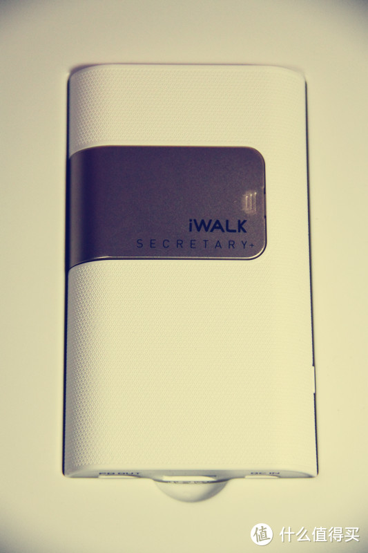 满足你的充电需求---iWALK爱沃可 SBS100C秘书长 移动电源