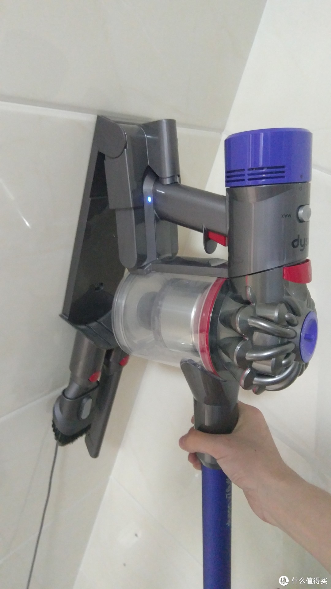 Dyson 戴森 V7 吸尘器一年使用体验