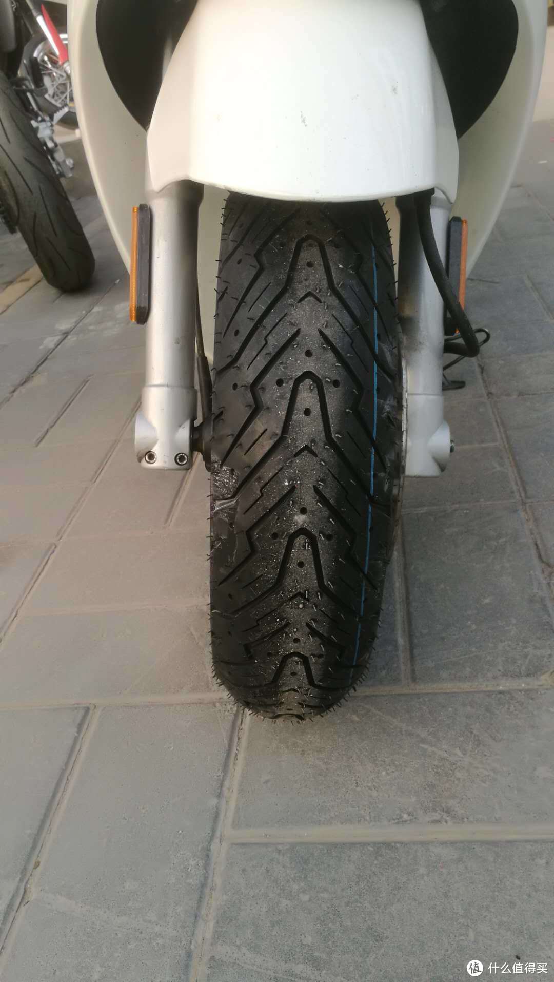 Pirelli 倍耐力 Angle Scooter 踏板轮胎使用心得