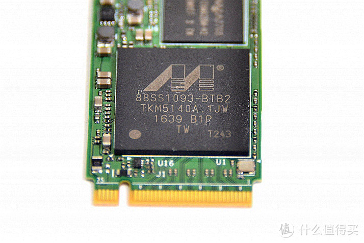 还在歧视TLC？先来看看什么是3D NAND闪存——浦科特 PLEXTOR M9PeG 512GB M.2 评测