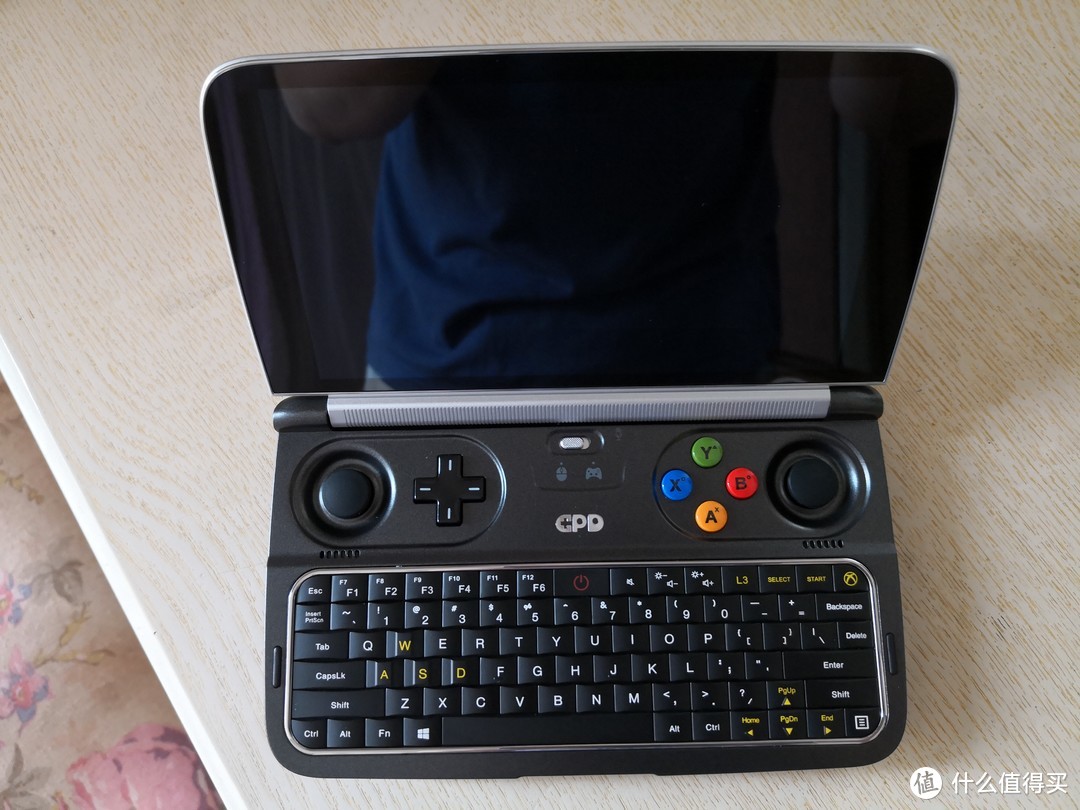 便携式轻办公利器GPD WIN2电脑