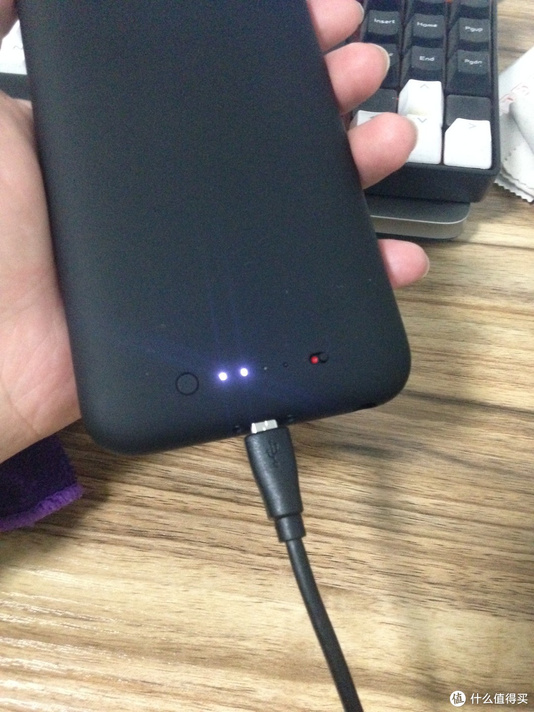 以0.5折或者1折的价格购买mophie iPhone 6s Plus背夹电池