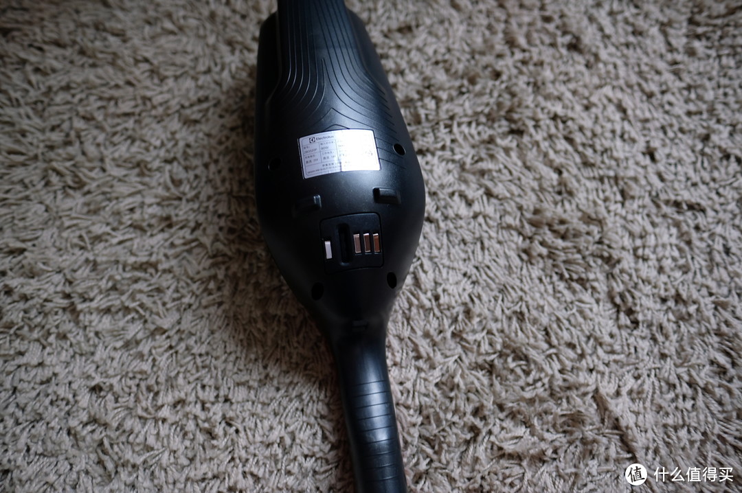 不吹不黑，买或不买伊莱克斯新品无线吸尘器？这篇文章有你要的答案……