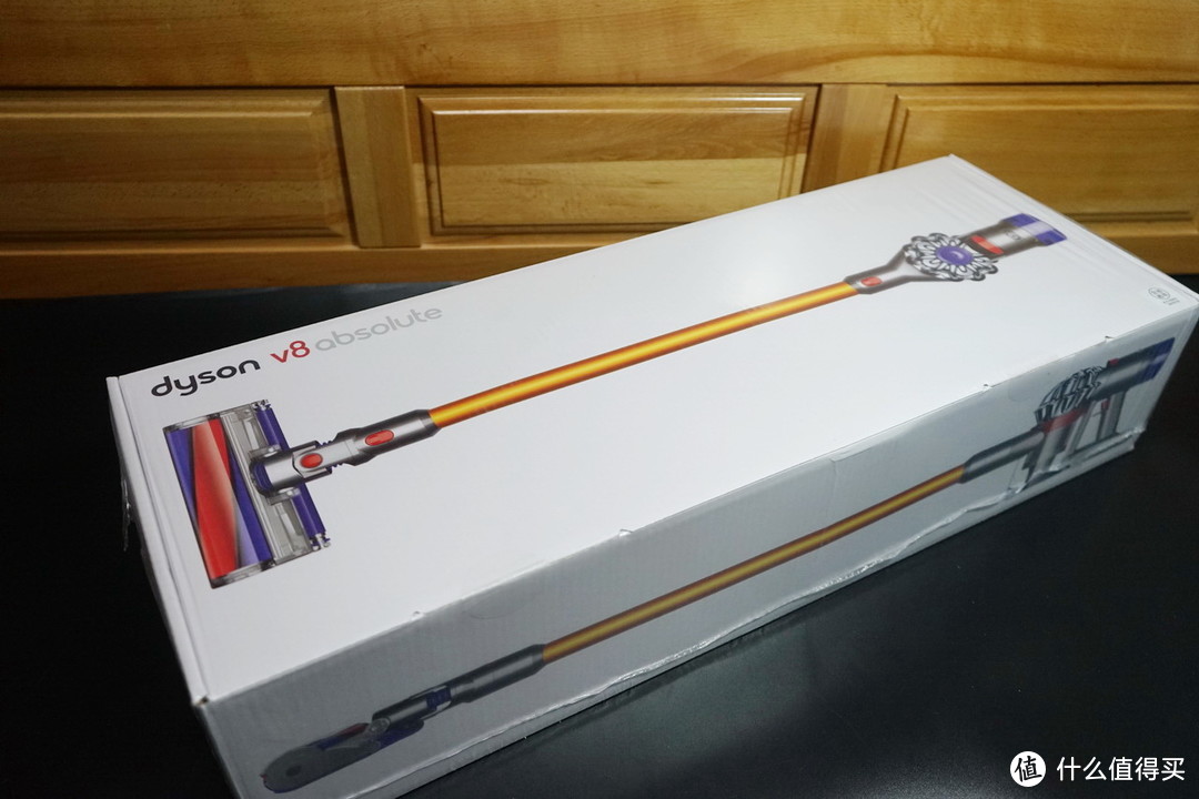 V10上市我开用V8：dyson 戴森 V8 Absolute手持无线吸尘器开箱及使用