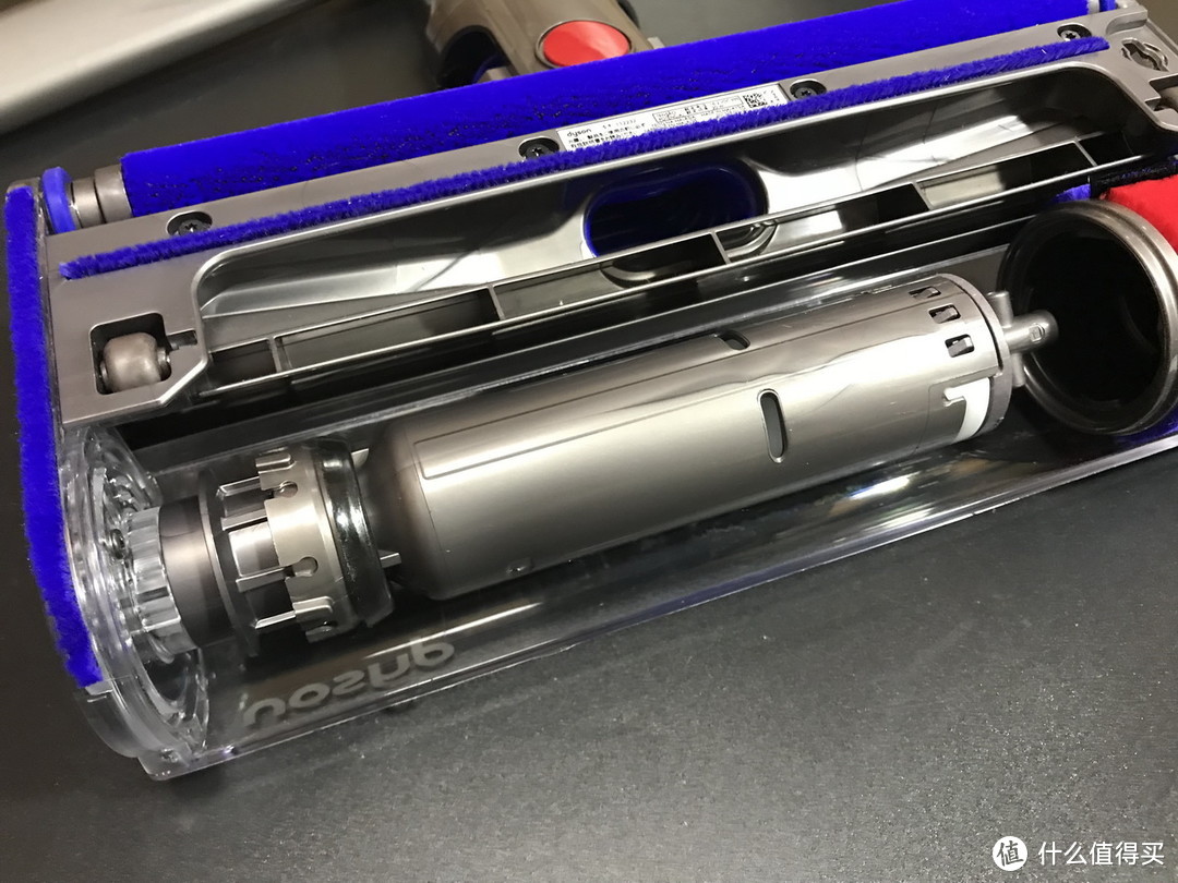 V10上市我开用V8：dyson 戴森 V8 Absolute手持无线吸尘器开箱及使用