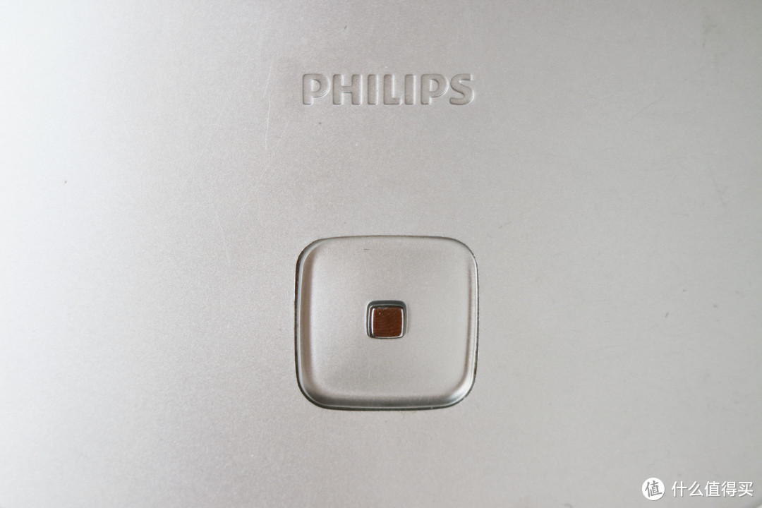 PHILIPS 飞利浦 LED便携式护眼可调光台灯（酷捷30074）