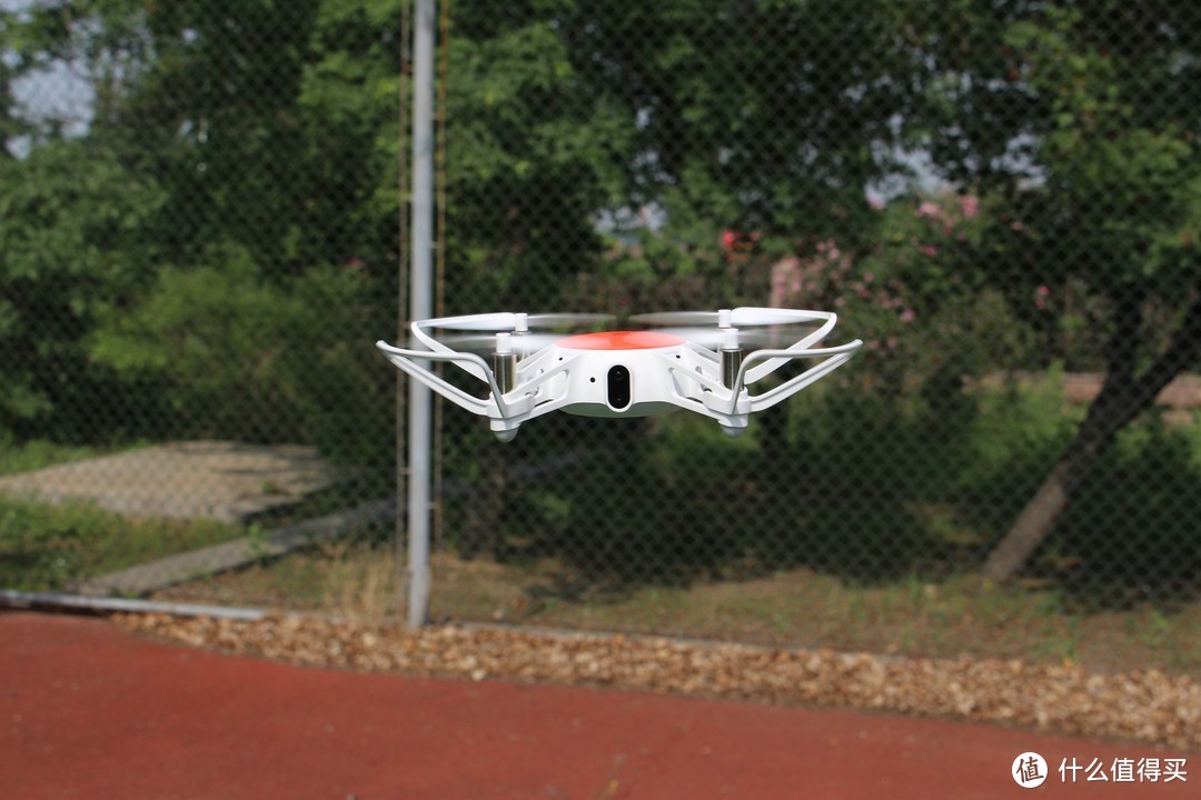 年轻人第一款“无人机”—MI 小米 米兔 遥控小飞机 上手体验