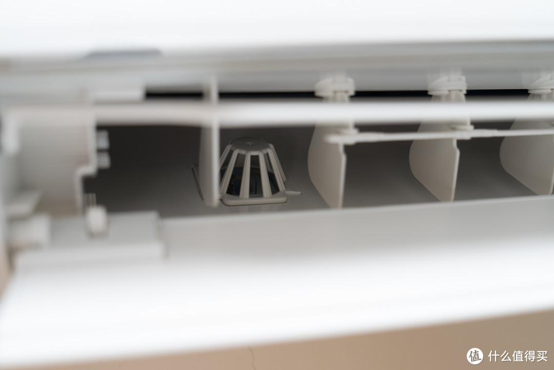 听说这是台能净化空气的空调——松下LAE13KM1 nanoeX智能WiFi空调实测
