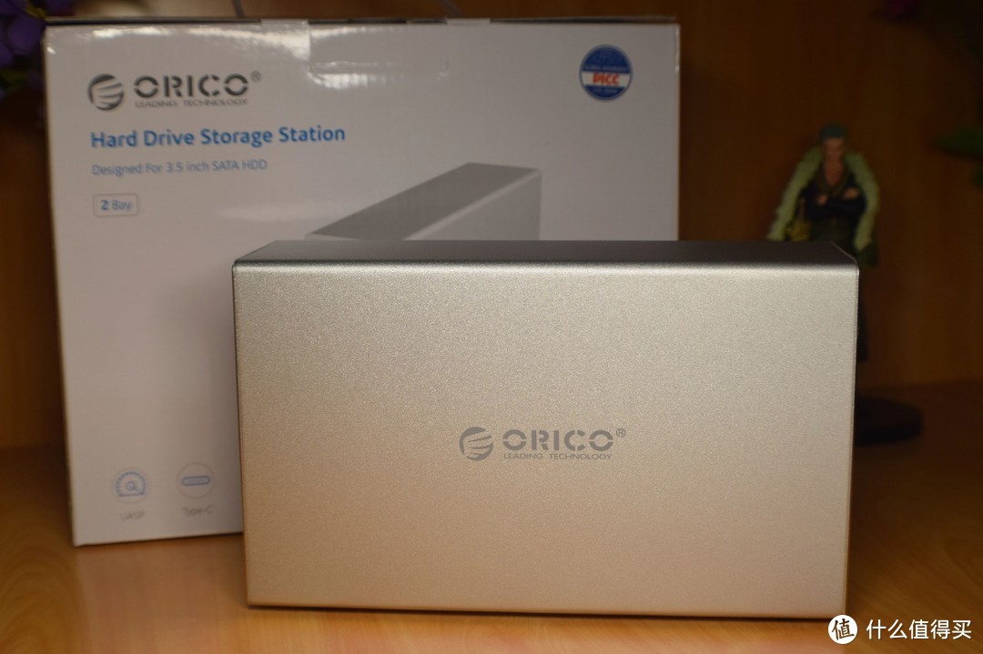 读写性能提升、适合自用家用的ORICO 奥睿科 WS200RC3 蜂巢双盘位存储硬盘柜