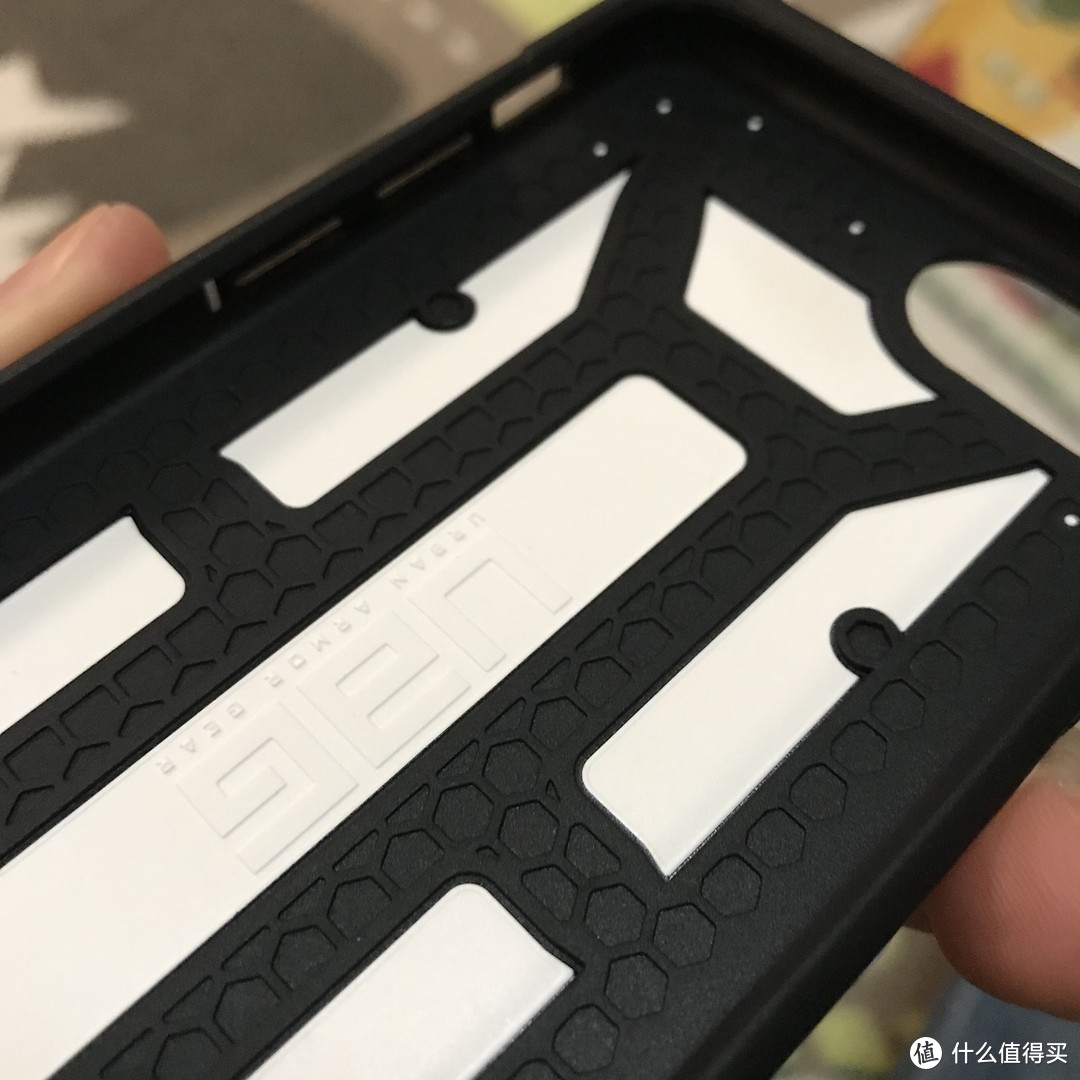 UAG 探险者 系列防摔手机壳开箱