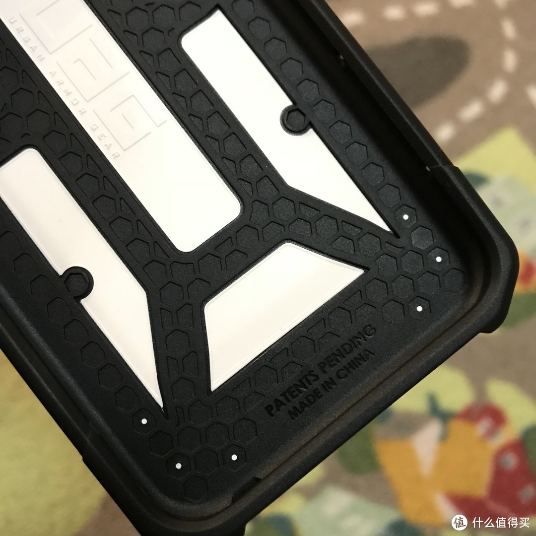 UAG 探险者 系列防摔手机壳开箱