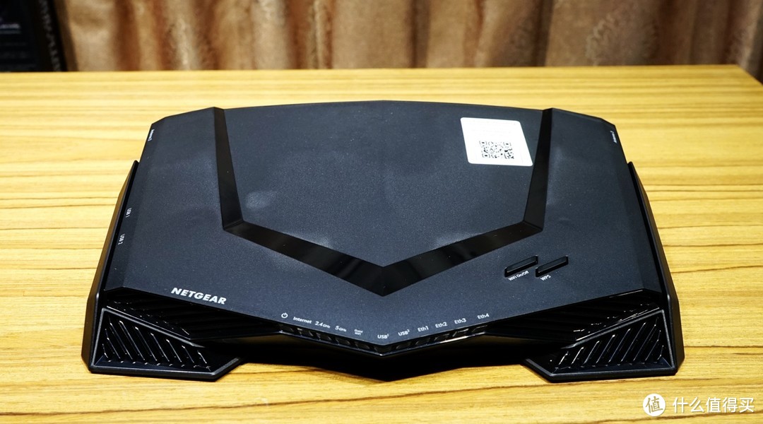 拒绝延迟，理性吃鸡—与 NETGEAR 美国网件 XR500 电竞路由器的第一次亲密接触