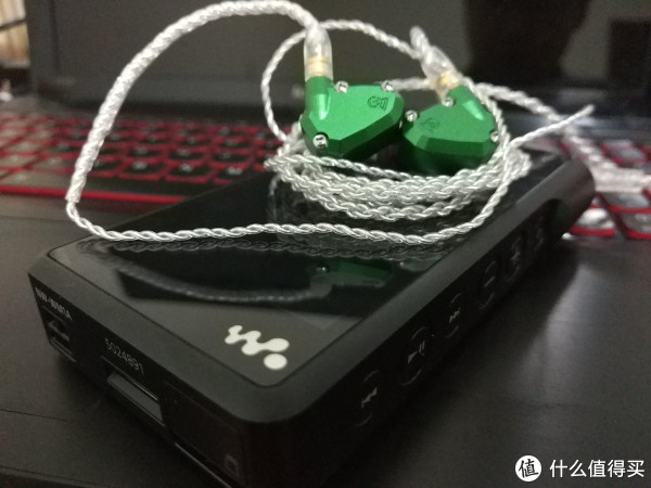 对抗艾利和,这款索尼黑砖,缺的不仅仅是价格