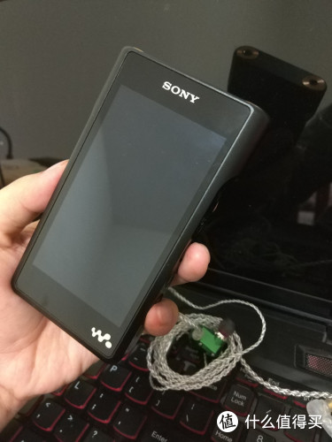 对抗艾利和,这款索尼黑砖,缺的不仅仅是价格