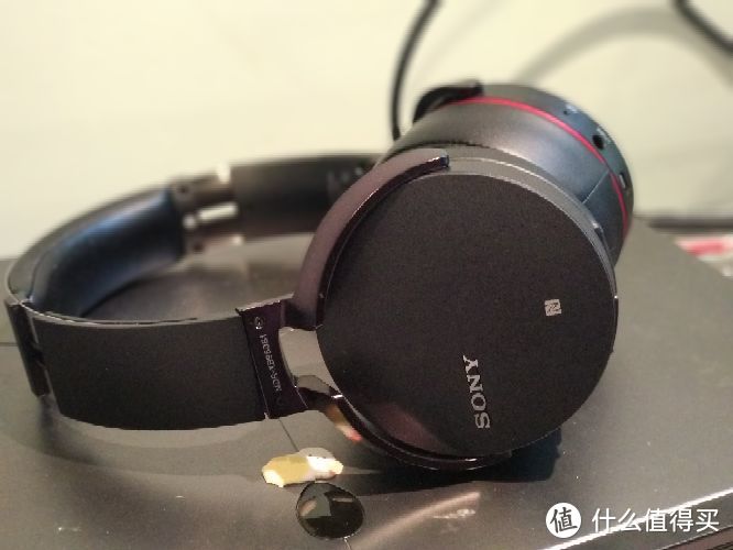 耳机 篇一:ebay翻新大法SONY 索尼 MDR-XB9