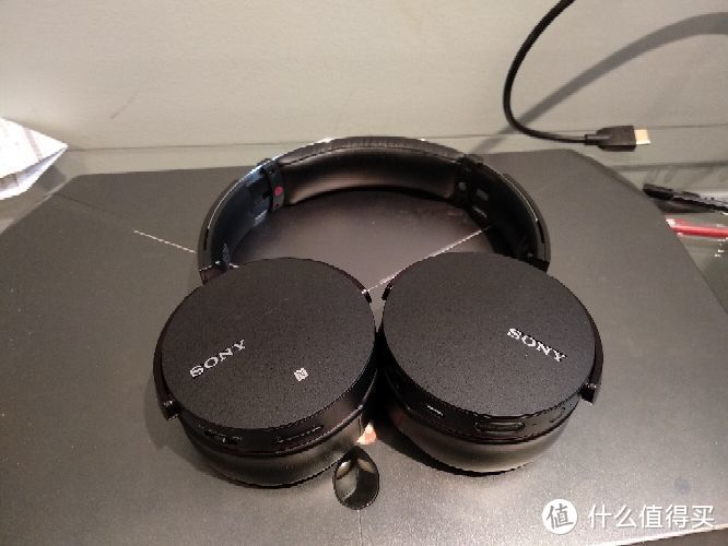 耳机 篇一:ebay翻新大法SONY 索尼 MDR-XB9