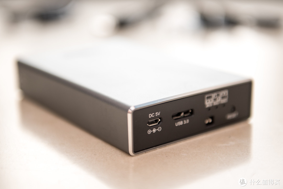 MAIWO 麦沃 移动硬盘盒 将2个1T硬盘 组 RAID0 实现速度容量双叠加