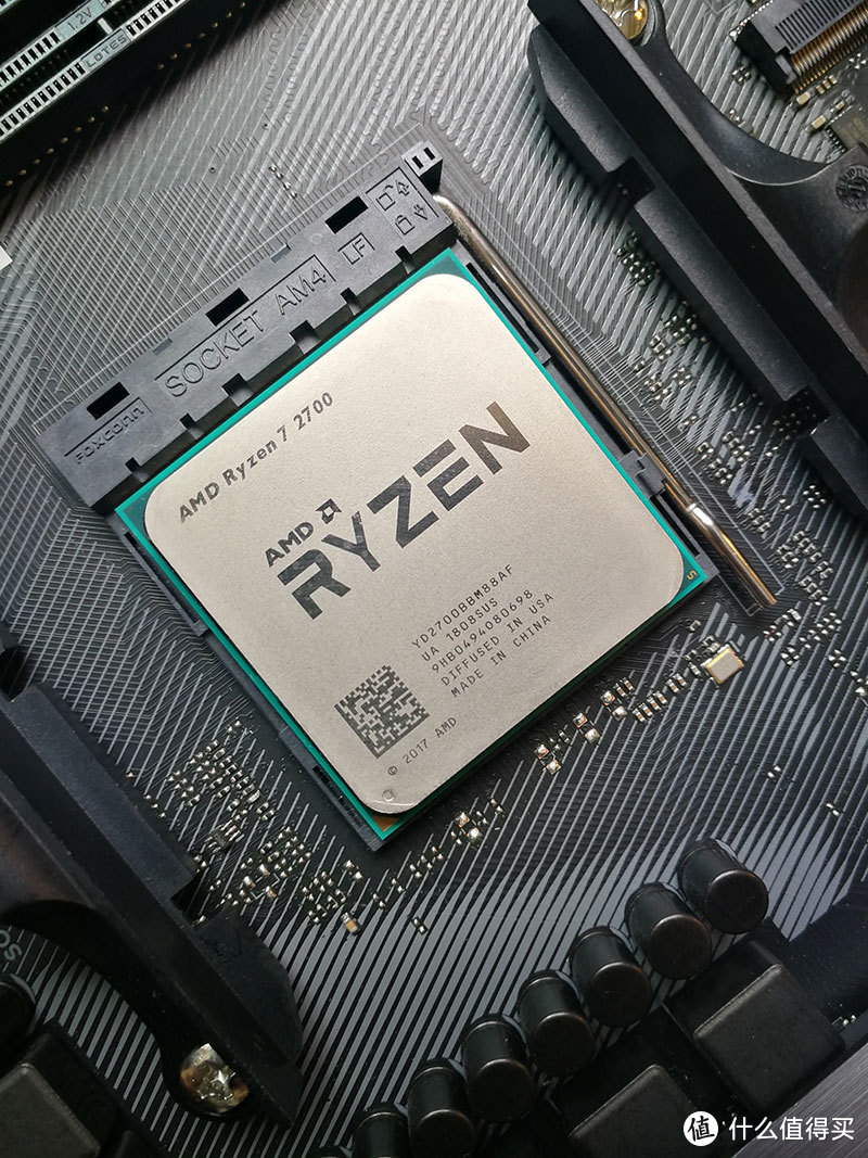 一年一次的又一次升级—RYZEN 7 2700 处理器 简单装机和测试