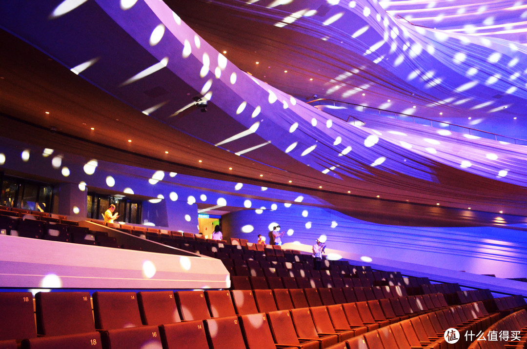 梦幻映像：梅溪湖文化艺术中心大剧院的现场值得观看么？