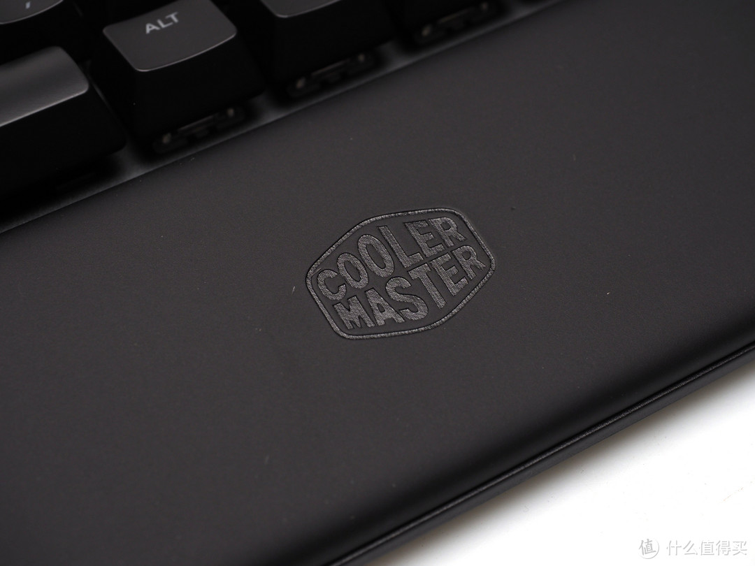 给手指做个马杀鸡—COOLERMASTER 酷冷至尊 MK750 键盘和PBT键帽开箱