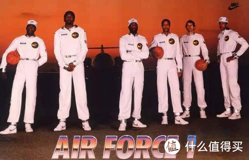 耐克 AIR FORCE 1介绍、晒单及真假鉴别