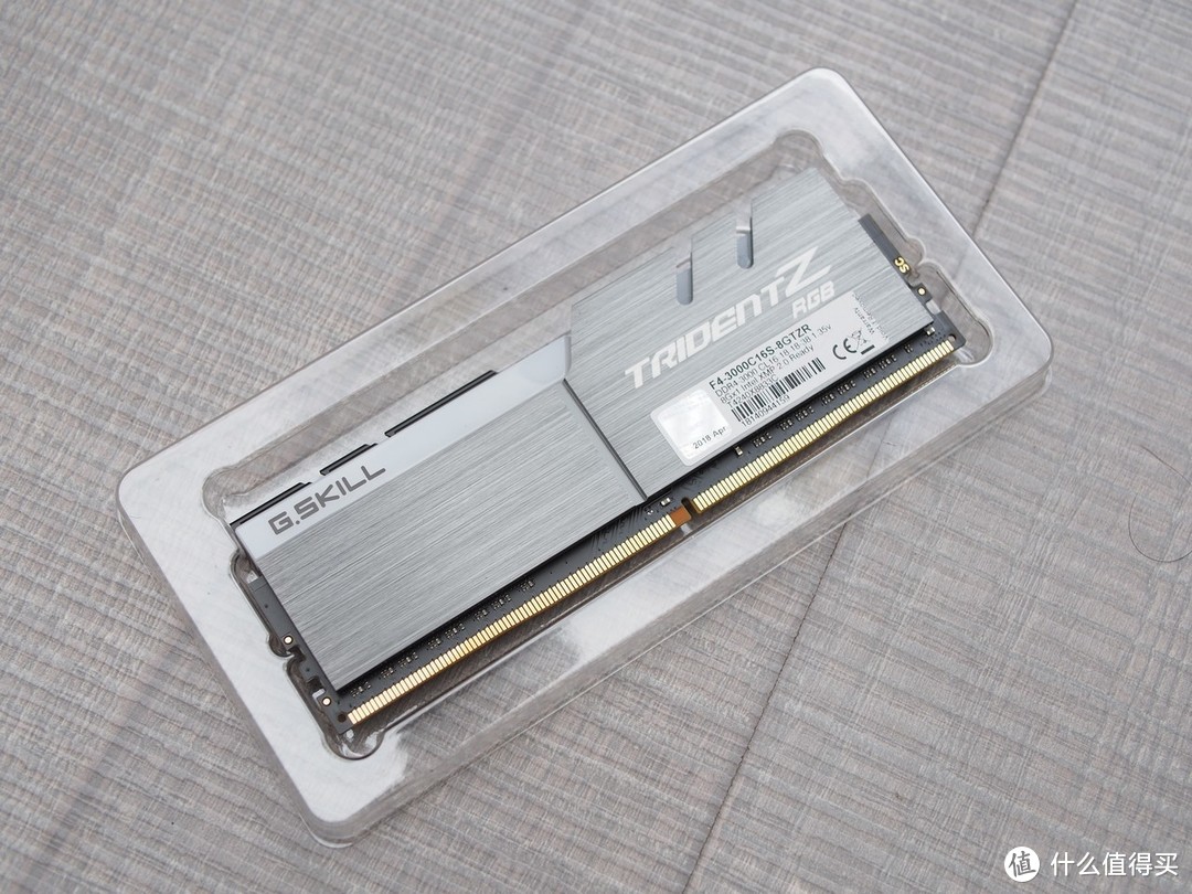 一块NVMe SSD固态硬盘引发的非常规APU翻车案