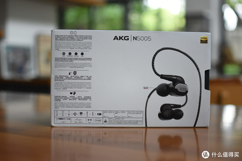 能否延续圈铁王者地位？ AKG 爱科技 N5005 蓝牙耳机 开箱