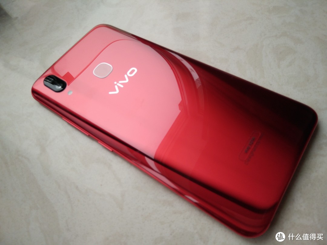 vivo X21 宝石红 6G+128G 开箱晒物