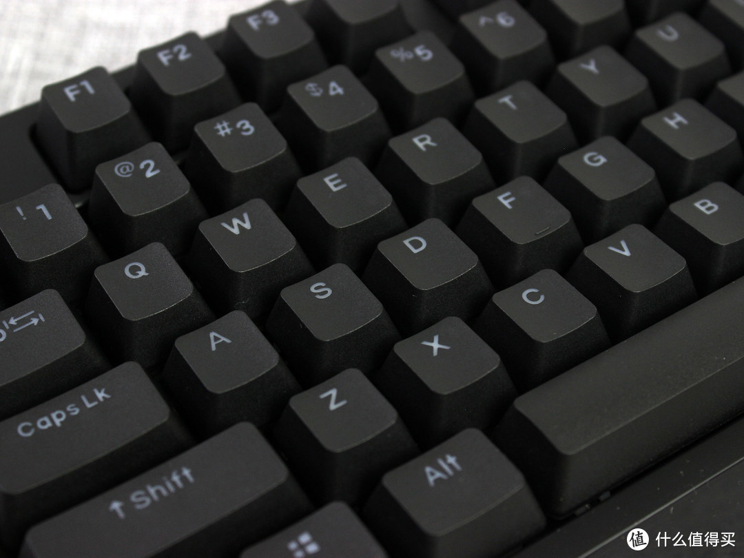 又一款国产Cherry RGB轴键盘—Fühlen 富勒 G900s 机械键盘 开箱