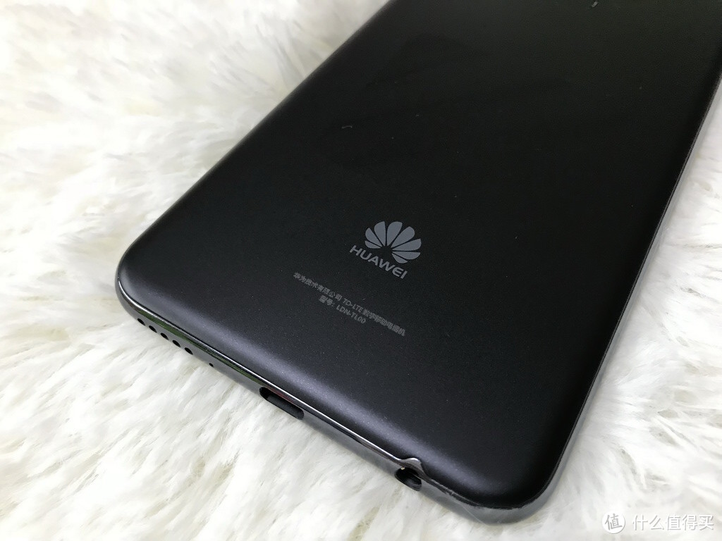 华而不实？5.99寸的千元机 HUAWEI 华为 畅想8 移动4G+合约版手机