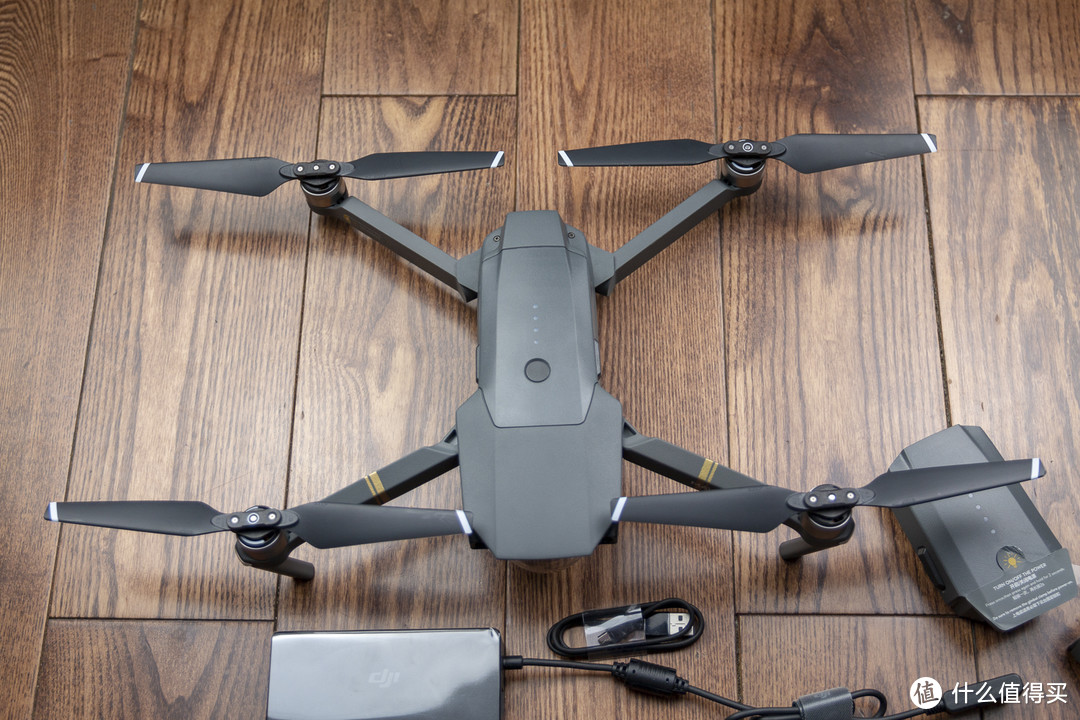 DJI 大疆 御 MAVIC PRO 开箱