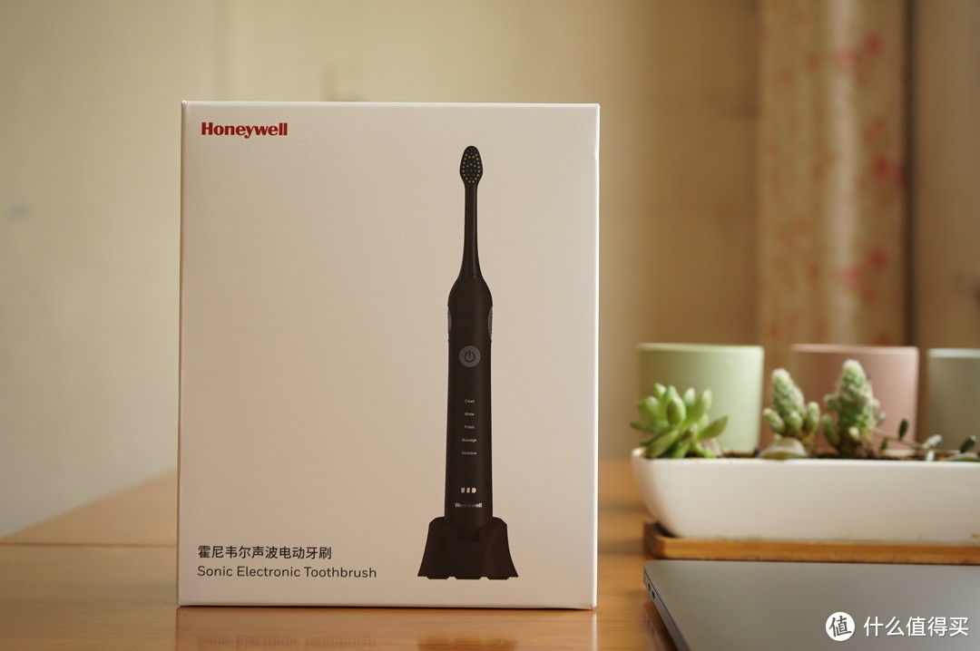 电动牙刷续航60天？Honeywell 霍尼韦尔 HR1-R408B 上手体验