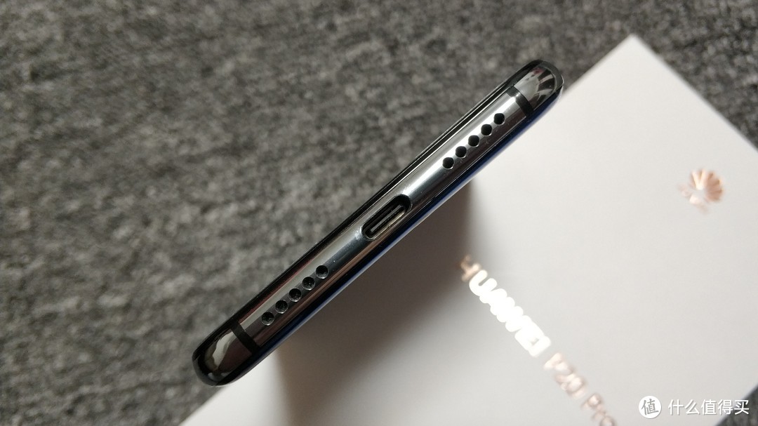 买相机送手机？—HUAWEI 华为 P20 pro 宝石蓝 智能手机 开箱及使用体验