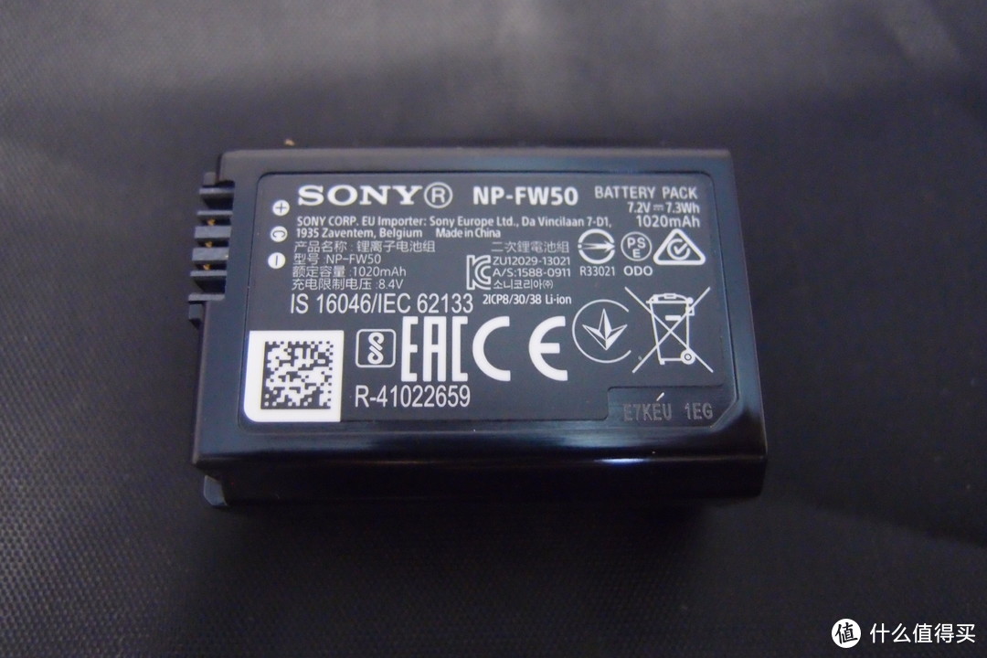 Sony 索尼 ILCE-6000L(A6000） 相机 开箱