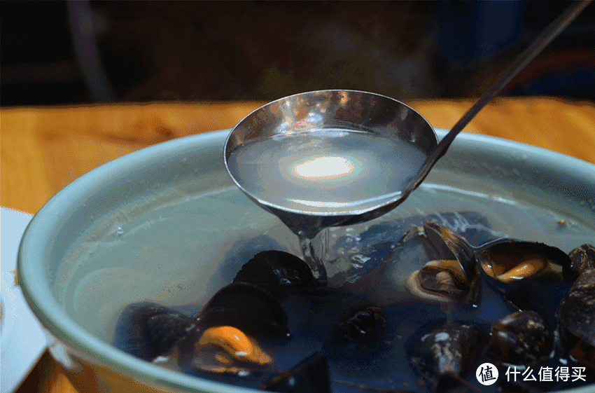 ​盛夏餐桌：在宁波“淡菜”可不是真的清淡的时蔬，而是味美色全的青口