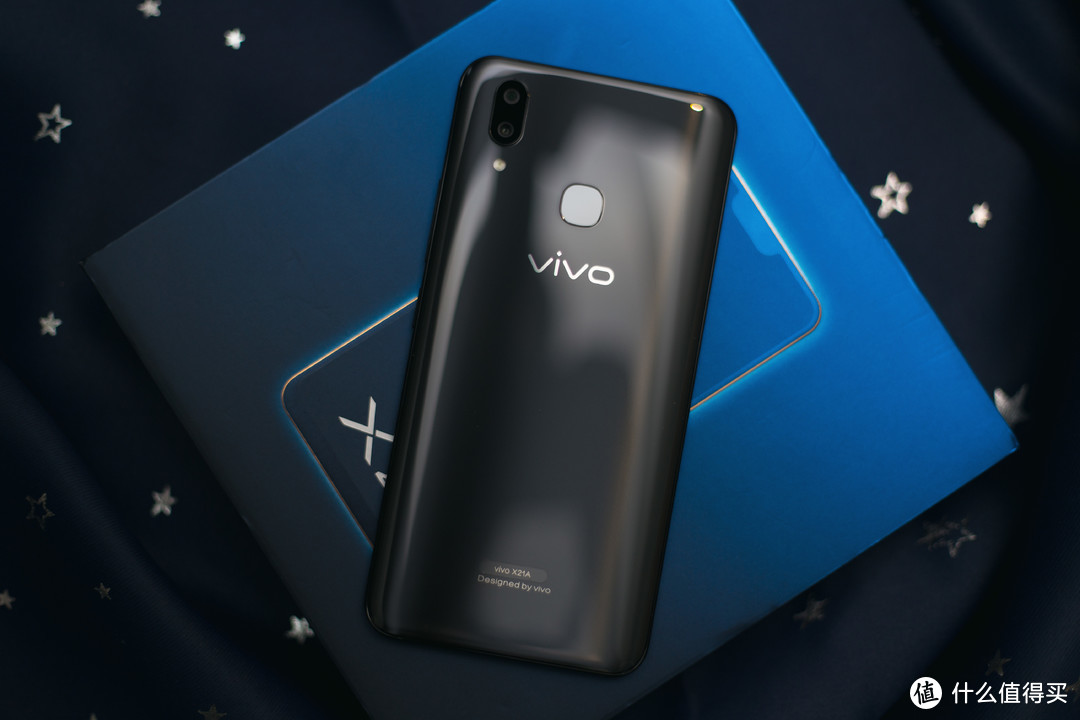 来自大妈福利君—超赞手感超强拍照且可升Android P的Vivo X21 手机 开箱