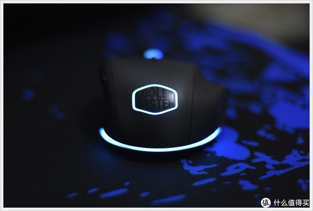 魔蛋加强版 COOLERMASTER 酷冷至尊 MasterMouse MM520 RGB游戏鼠标 开箱体验